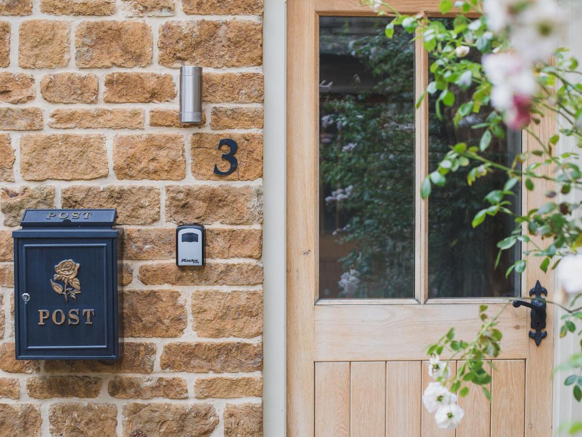 Climbing Rose Cottage - Dog Friendly - Peaceful Cotswold Cottage Adlestrop 外观 照片