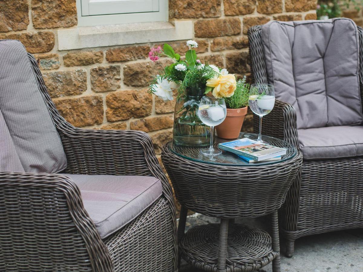 Climbing Rose Cottage - Dog Friendly - Peaceful Cotswold Cottage Adlestrop 外观 照片