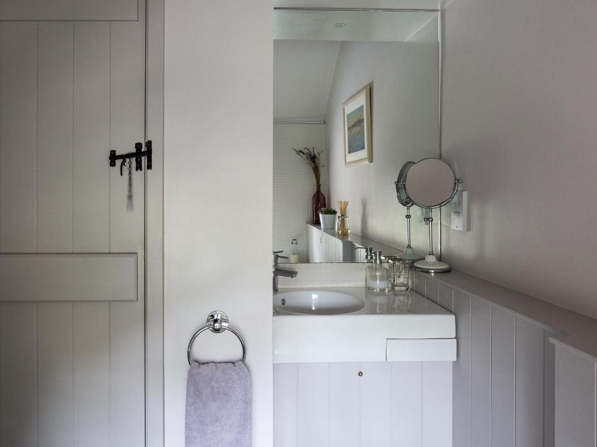Climbing Rose Cottage - Dog Friendly - Peaceful Cotswold Cottage Adlestrop 外观 照片