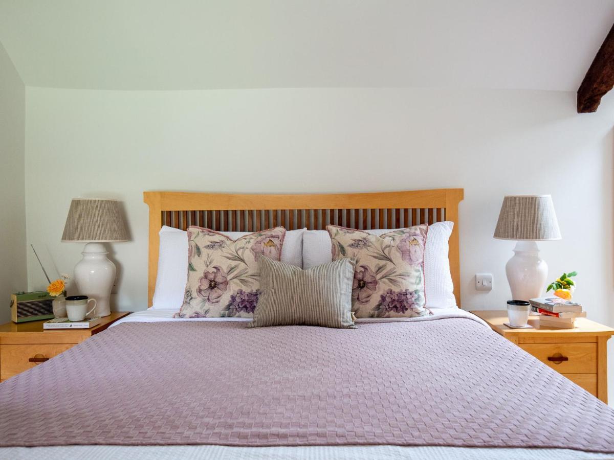Climbing Rose Cottage - Dog Friendly - Peaceful Cotswold Cottage Adlestrop 外观 照片