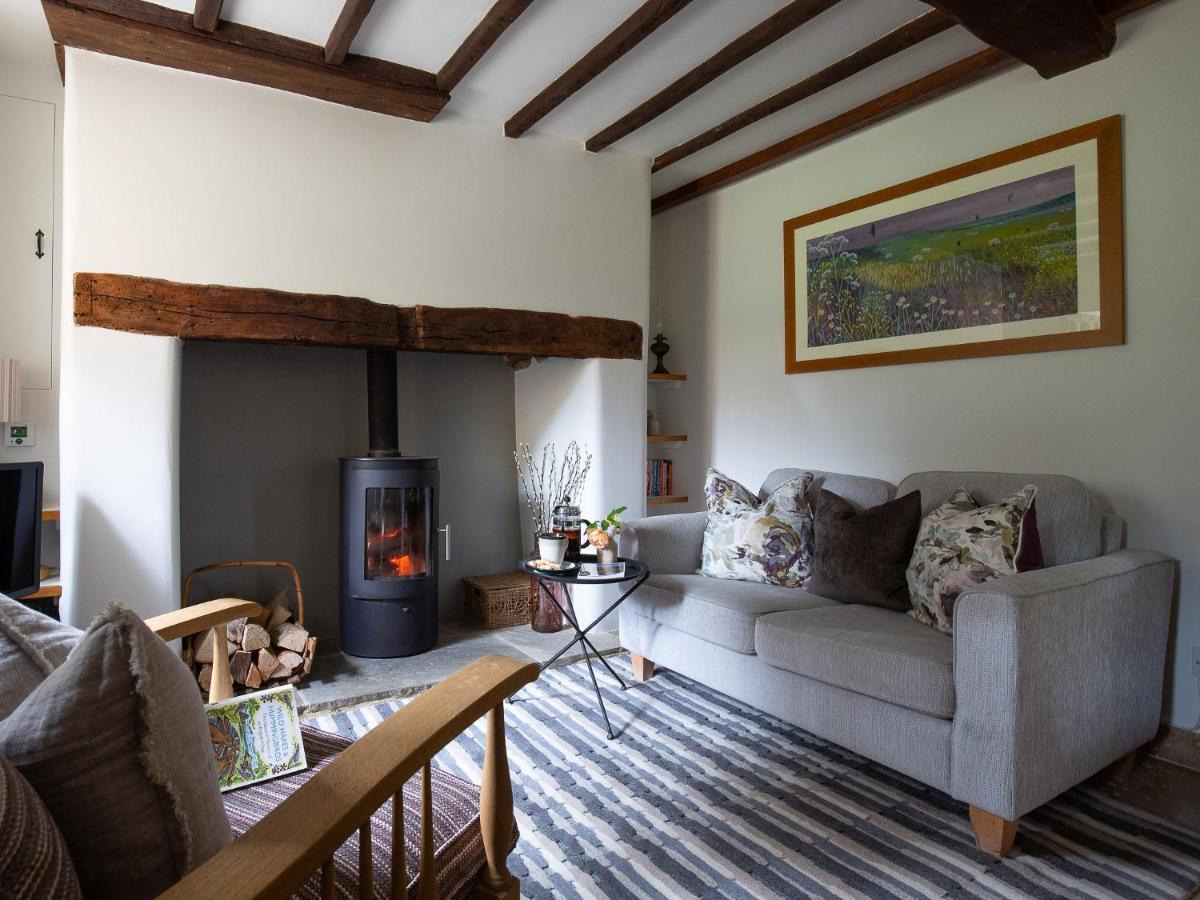 Climbing Rose Cottage - Dog Friendly - Peaceful Cotswold Cottage Adlestrop 外观 照片