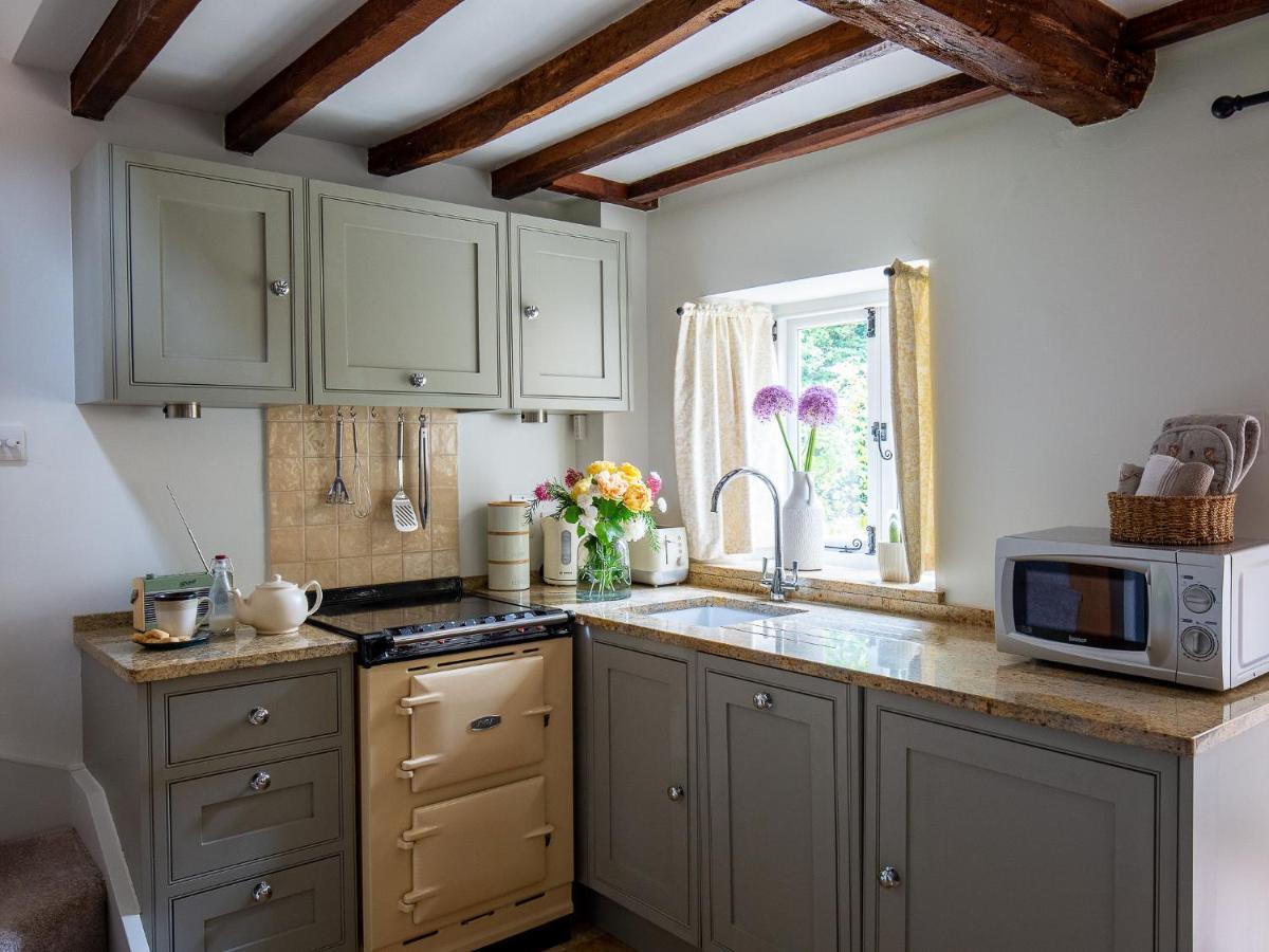 Climbing Rose Cottage - Dog Friendly - Peaceful Cotswold Cottage Adlestrop 外观 照片