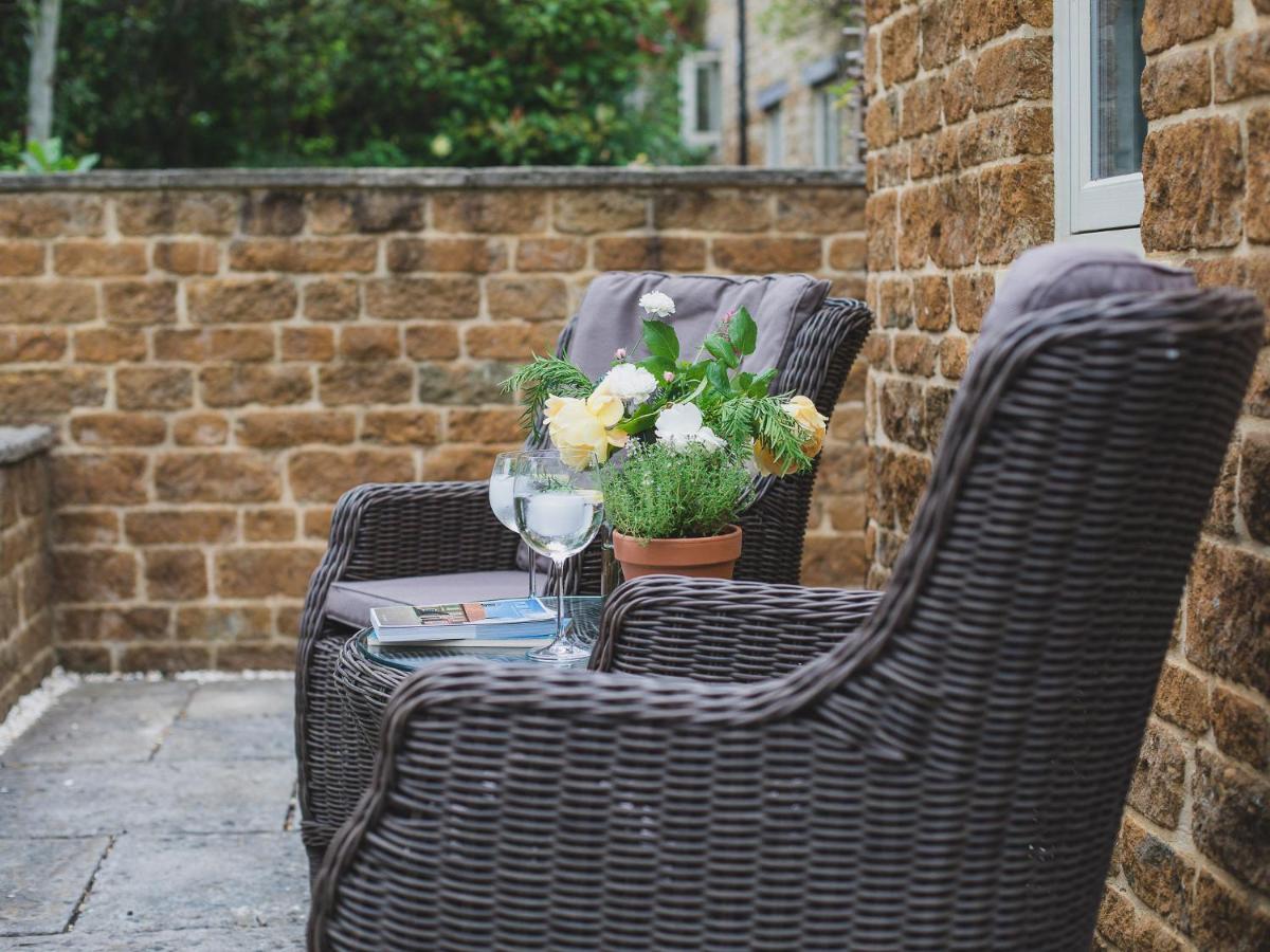 Climbing Rose Cottage - Dog Friendly - Peaceful Cotswold Cottage Adlestrop 外观 照片